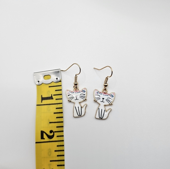 🆕️Cat pendant earrings - Picture 4 of 4